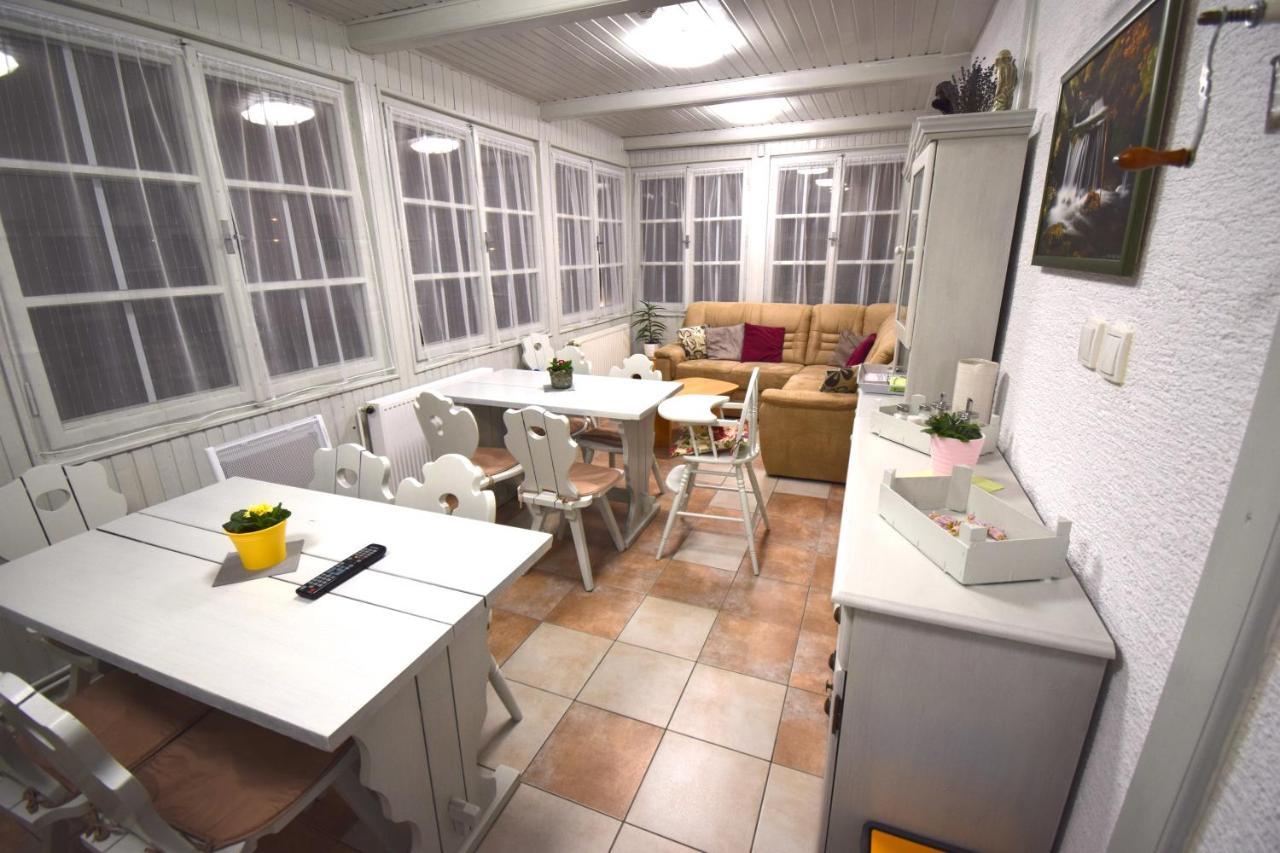 Pension St. Moritz Železná Ruda 外观 照片