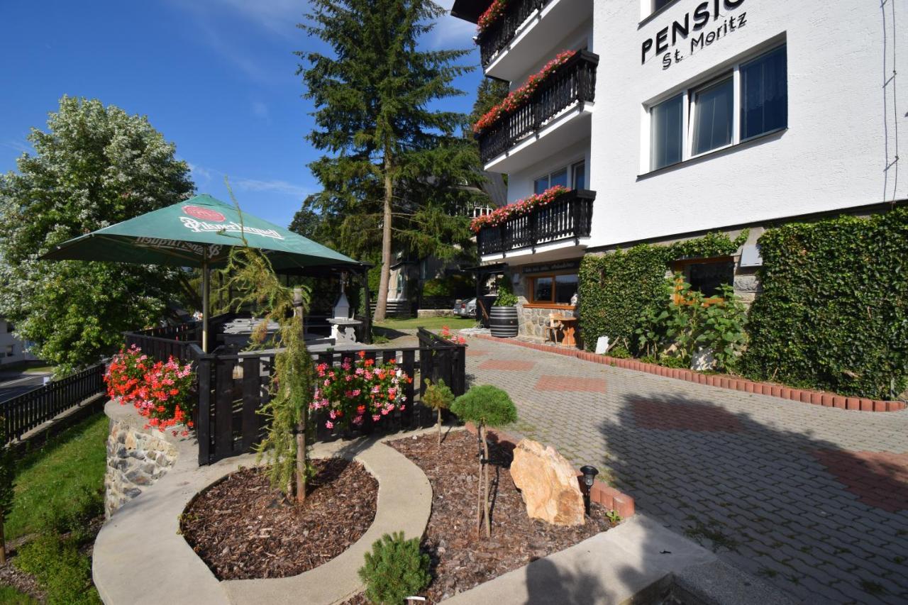 Pension St. Moritz Železná Ruda 外观 照片